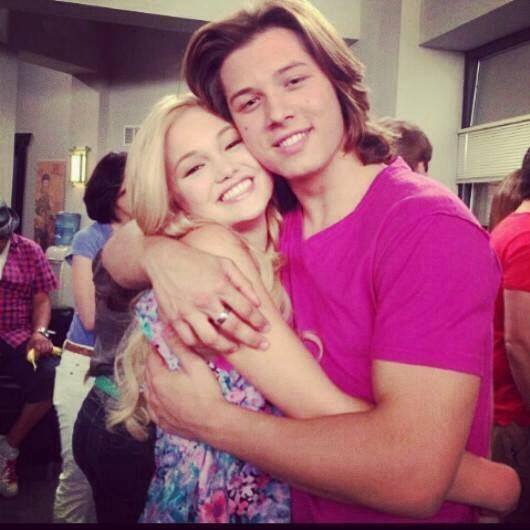 Olivia Holt Relationship