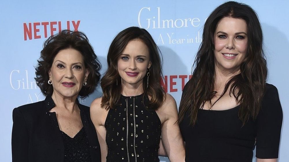 New Gilmore Girls 2024: Everything You Need to Know New Gilmore Girls 2024: Everything You Need to Know