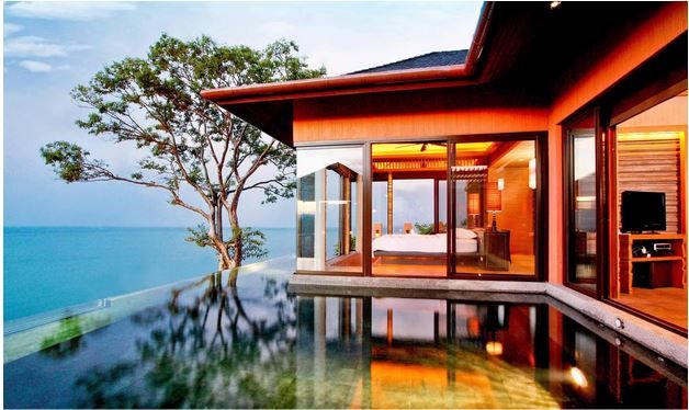 Discovering the Best Phuket Villas for Large Groups