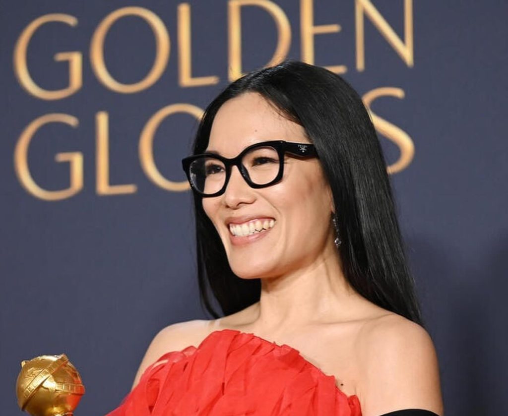 Ali Wong Height: How Tall Is the Comedian and Actress Ali Wong Height: How Tall Is the Comedian and Actress