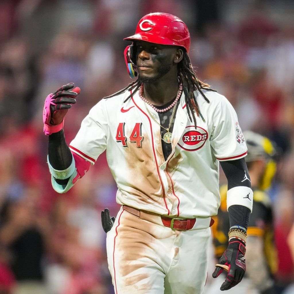 Elly De La Cruz Height: Baseball Shortstop's True Size