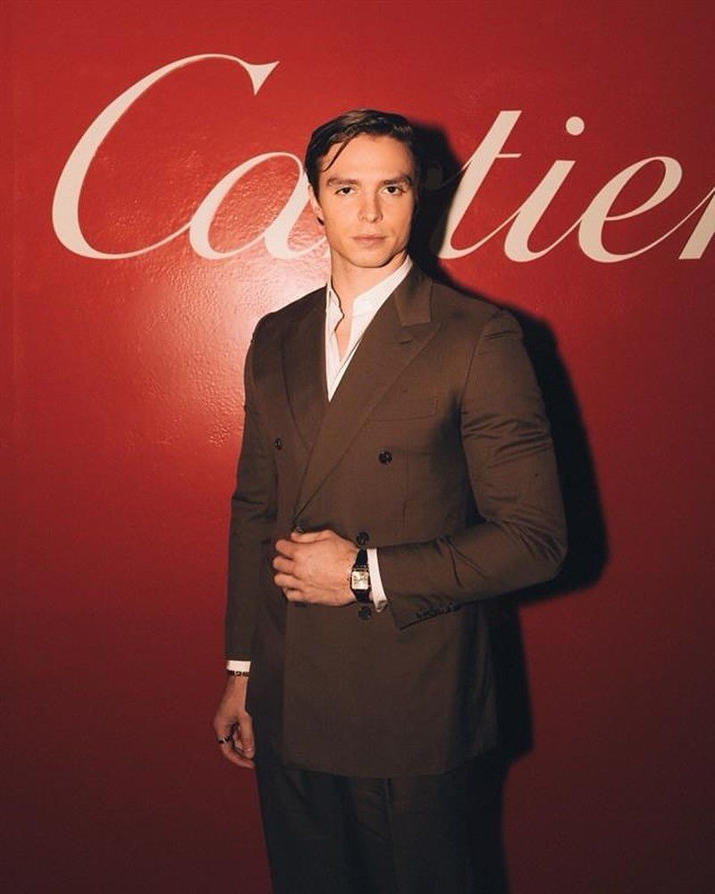 Nicholas Chavez Height: How Tall Is the American Actor