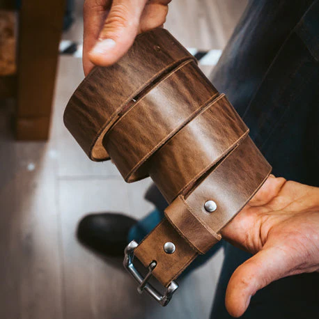 How to care for leather accessories: tips for keeping your belts and straps lasting