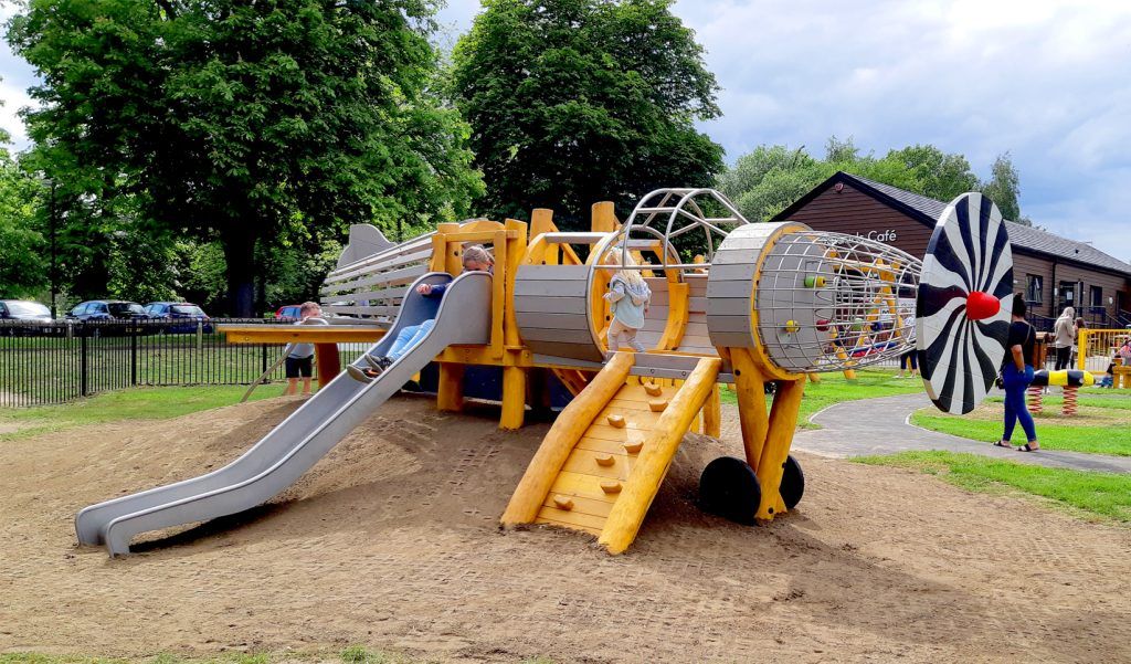 Playgrounds Near Me – Best Parks for Kids & Families