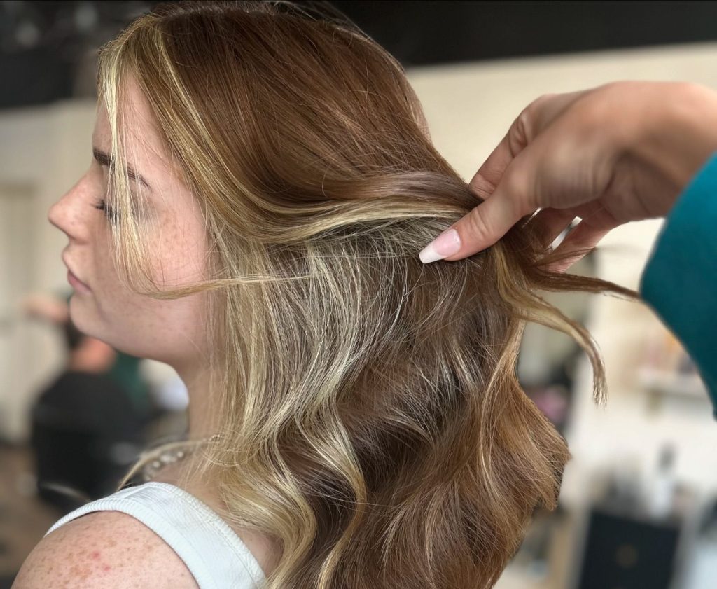 Money Piece Hair: The Trendy Look You Need in 2024