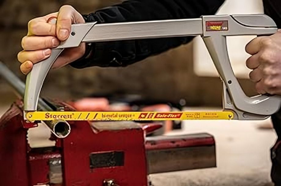 Hacksaw Blade: Choose the Right One for Easy Cutting