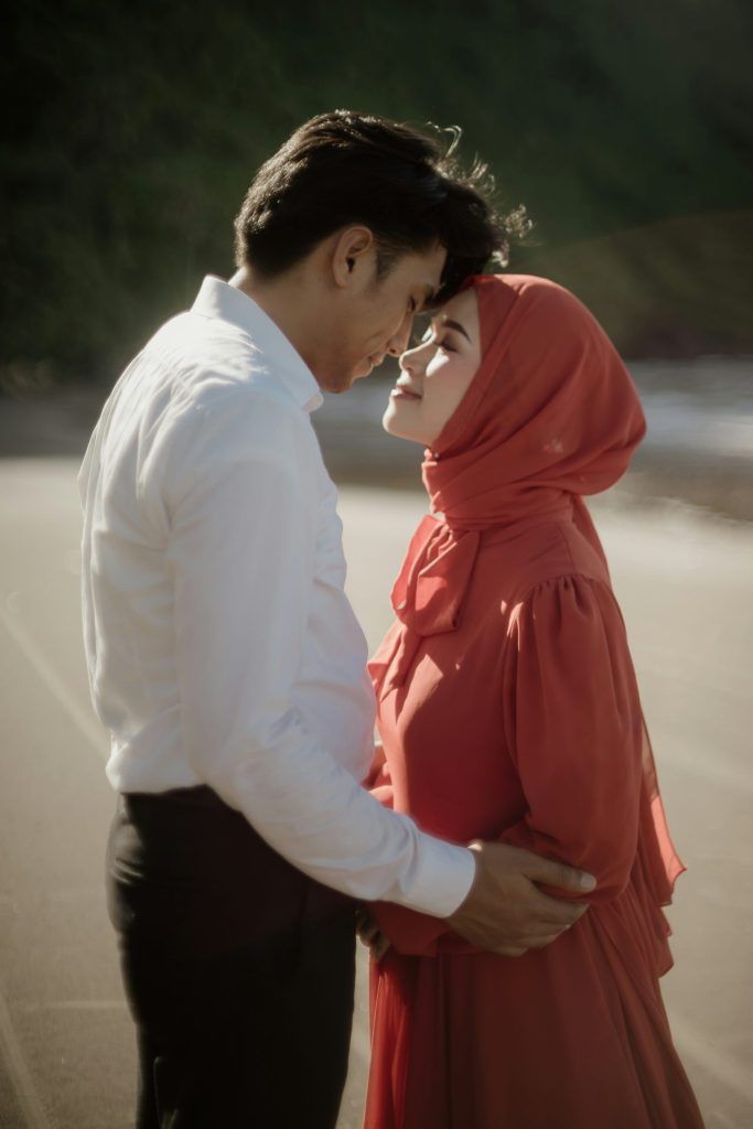 Can I Kiss My Wife Private Parts in Islam? Islamic Guidelines