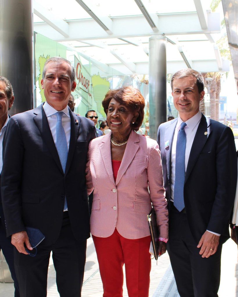 Maxine Waters Salary 2025: Surprising Earnings Exposed