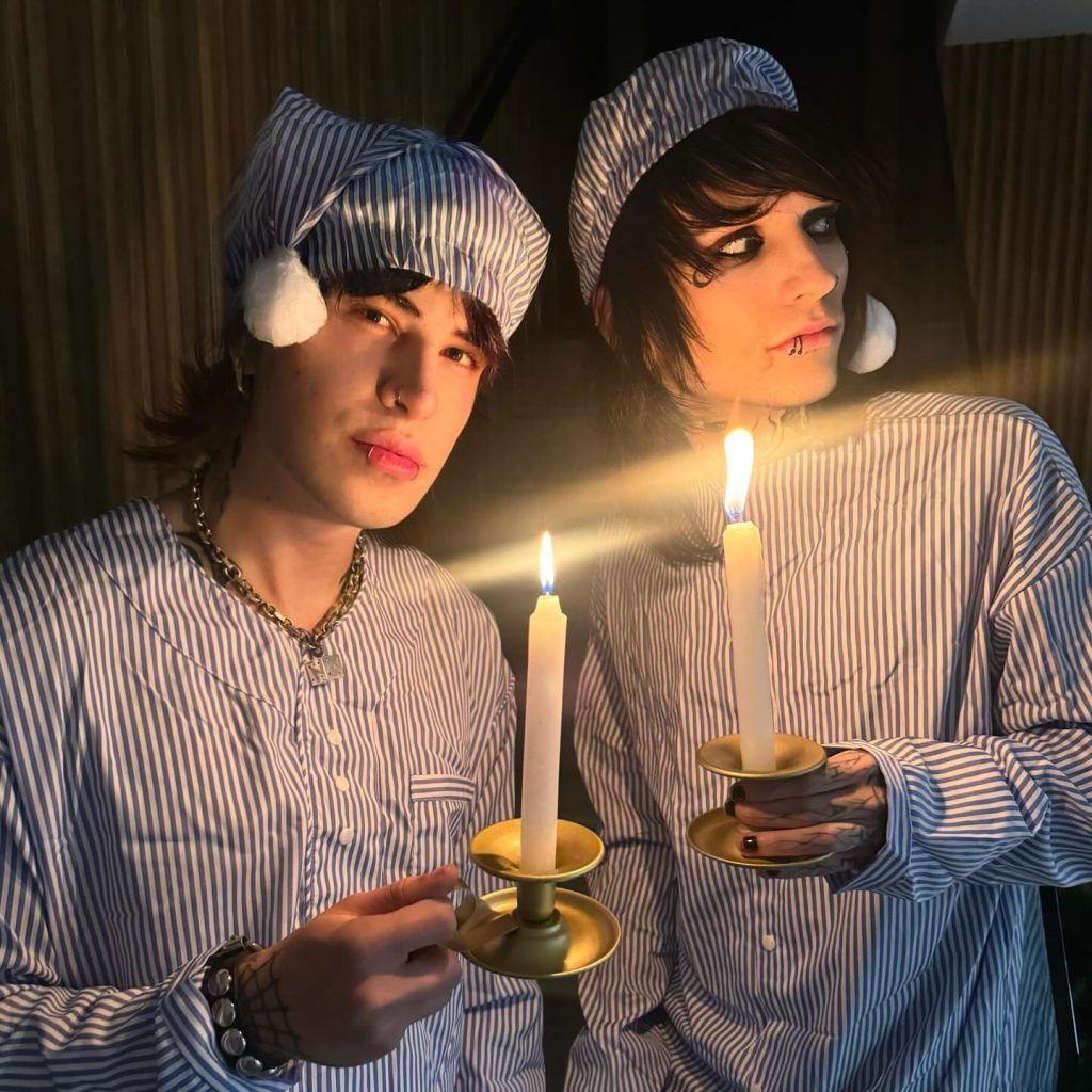 Johnnie Guilbert Height: How Tall Is He Really