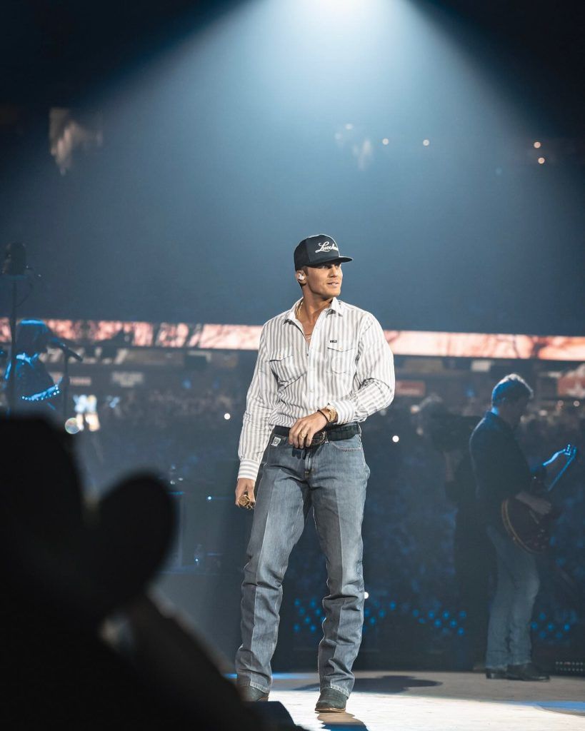 How Tall Is Parker McCollum? Exact Height Revealed