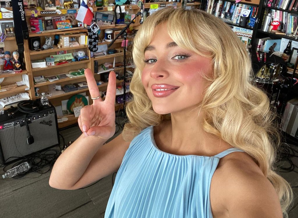 How Much Does Sabrina Carpenter Weigh? Real Answer