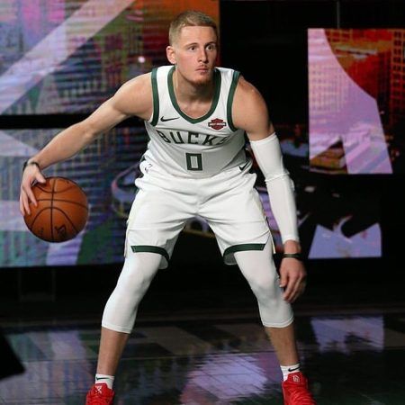 Donte DiVincenzo Wife: Meet Morgan Calantoni & Baby - CEOColumn