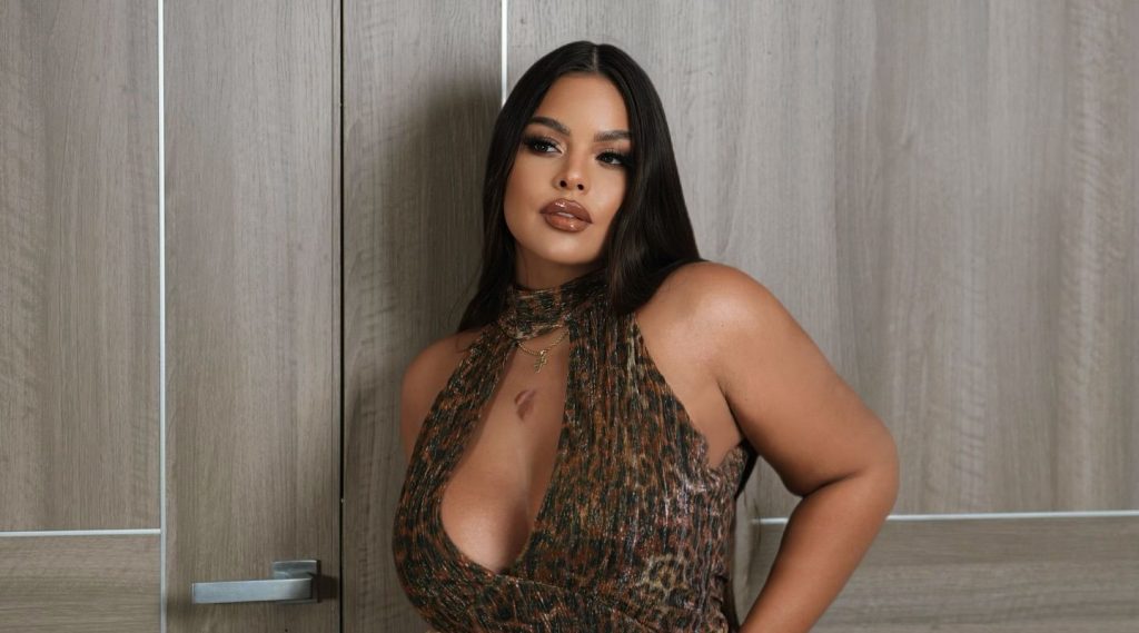 Gracie Bon Measurements: Full Curvy Body Breakdown