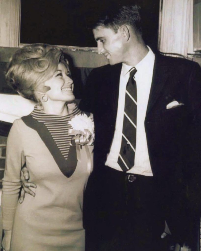 Carl Thomas Dean Net Worth: 2025 Fortune Revealed