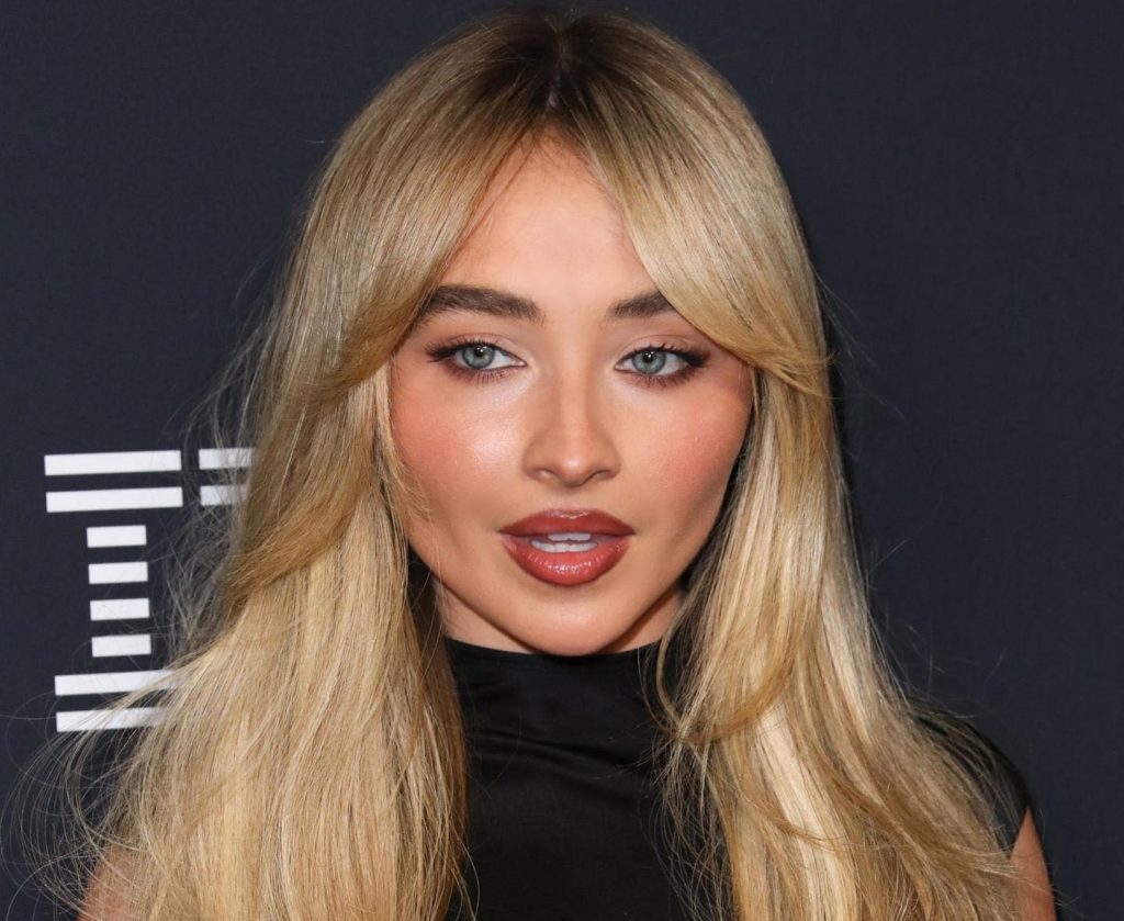 Sabrina Carpenter Age and Height: All You Need to Know Sabrina Carpenter Age and Height: All You Need to Know