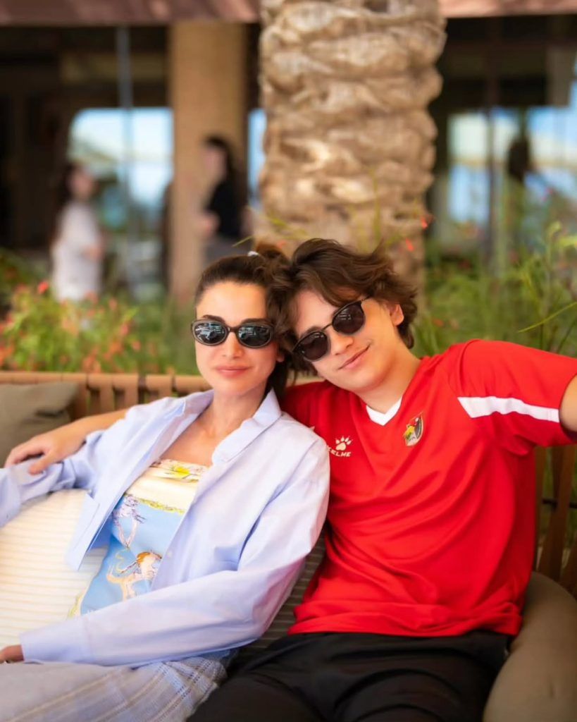 Salama Mohamed: Dubai Entrepreneur Transforming Beauty & Social Media