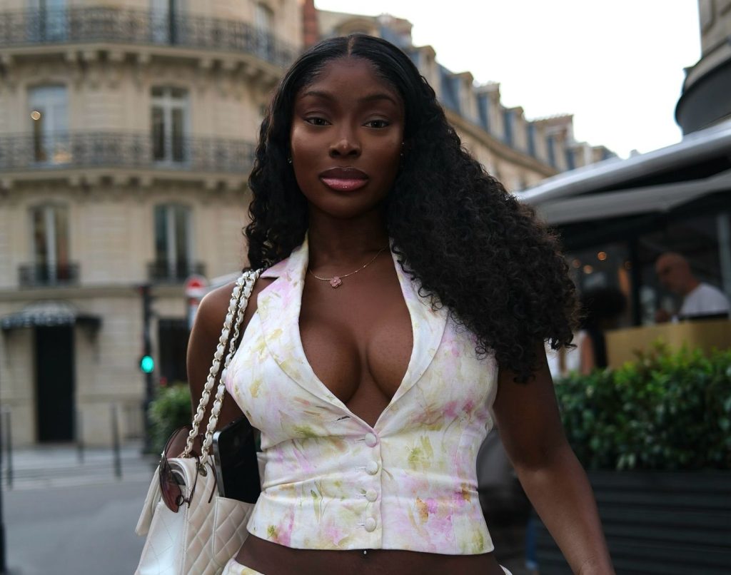 Chelsea Lazkani Net Worth: How Much Is the Selling Sunset Star Worth Chelsea Lazkani Net Worth: How Much Is the Selling Sunset Star Worth