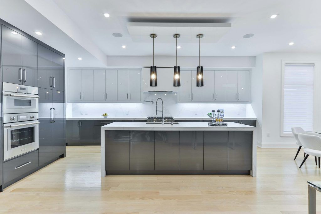 What Makes Frameless Cabinets Ideal for Sleek Kitchens