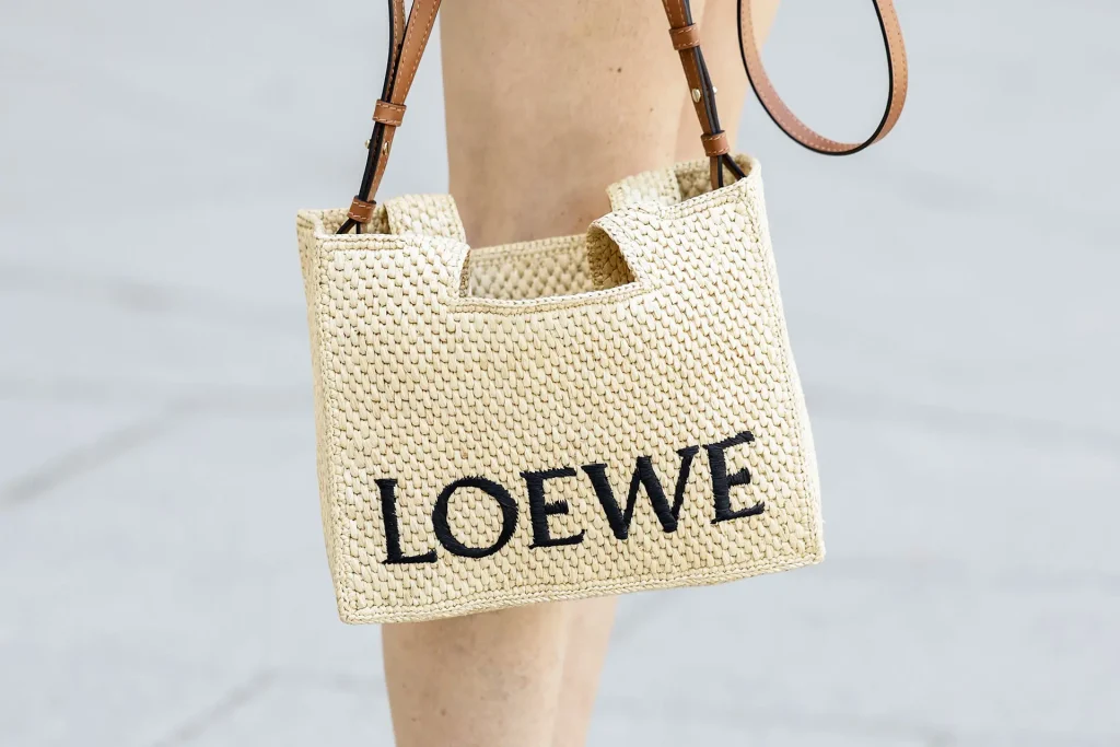 How to Pronounce Loewe: Simple Guide to Say It Right