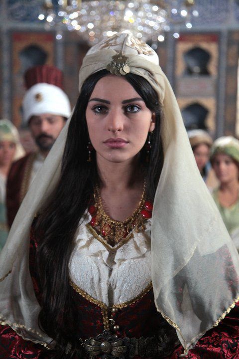 Greece Beautiful Woman: Top Icons of Timeless Beauty