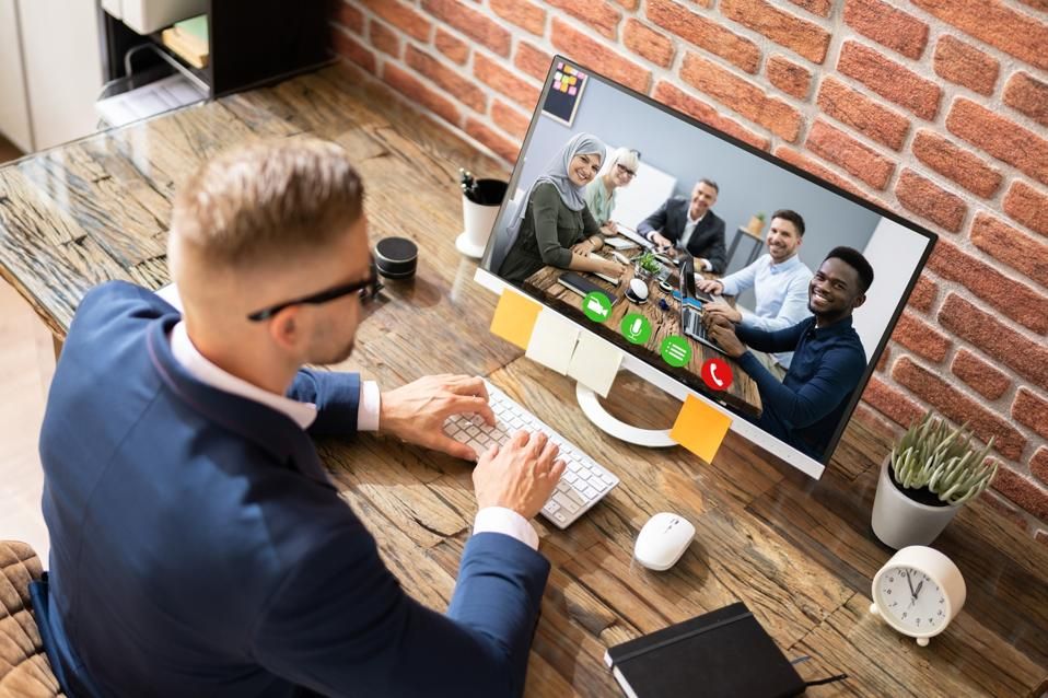 Building a Global Team: How CEOs Are Rethinking Hiring in a Remote-First World