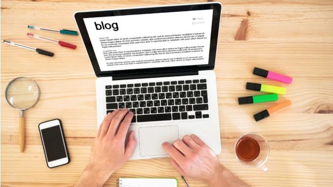 10 Tools Every Blogger Needs to Build Smarter Content in 2025