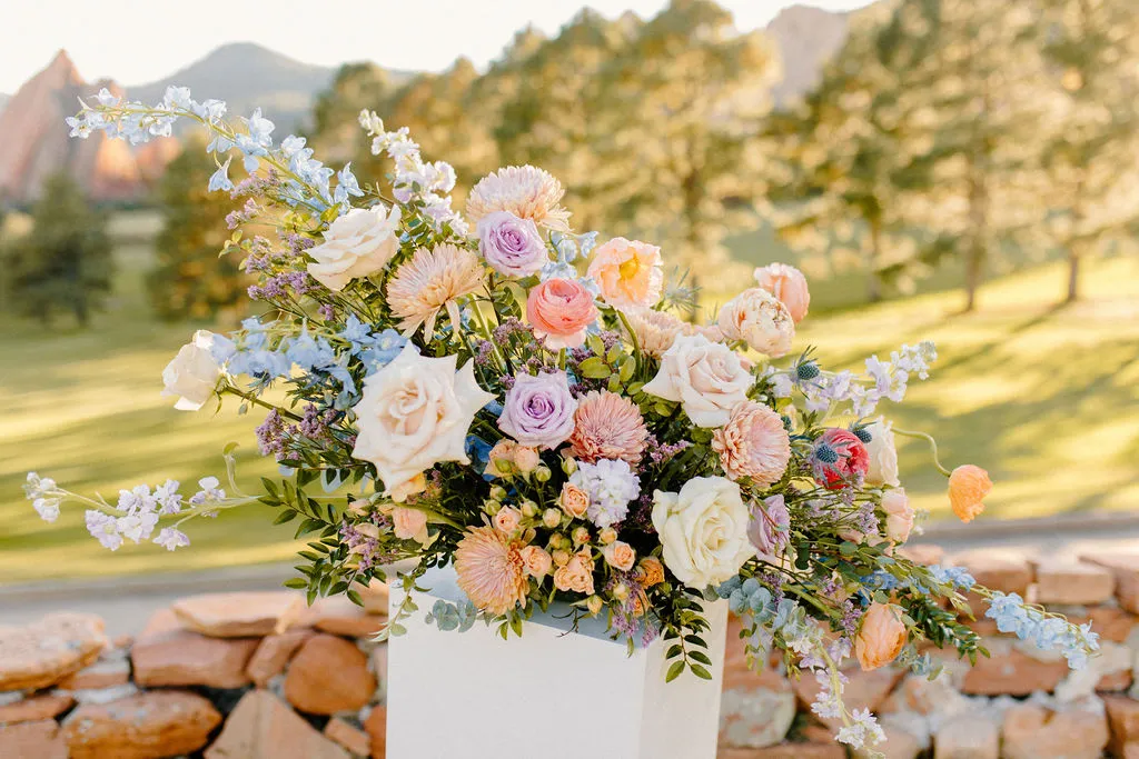 How to Choose the Perfect Wedding Flowers