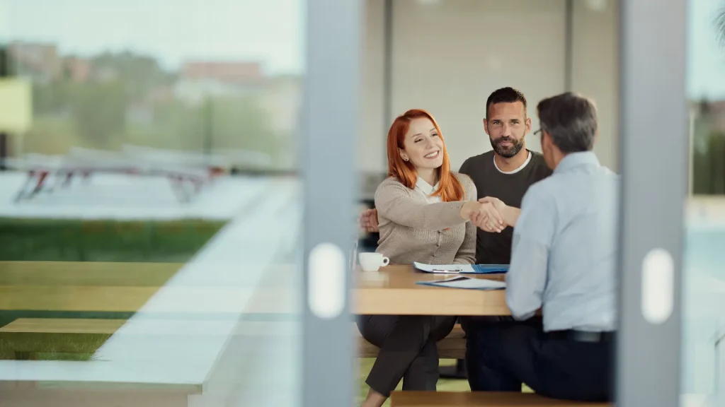 Why Local Expertise Makes All the Difference When Selling Your Home