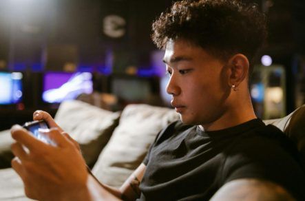 Why Digital Platforms Are Changing How People Play Games