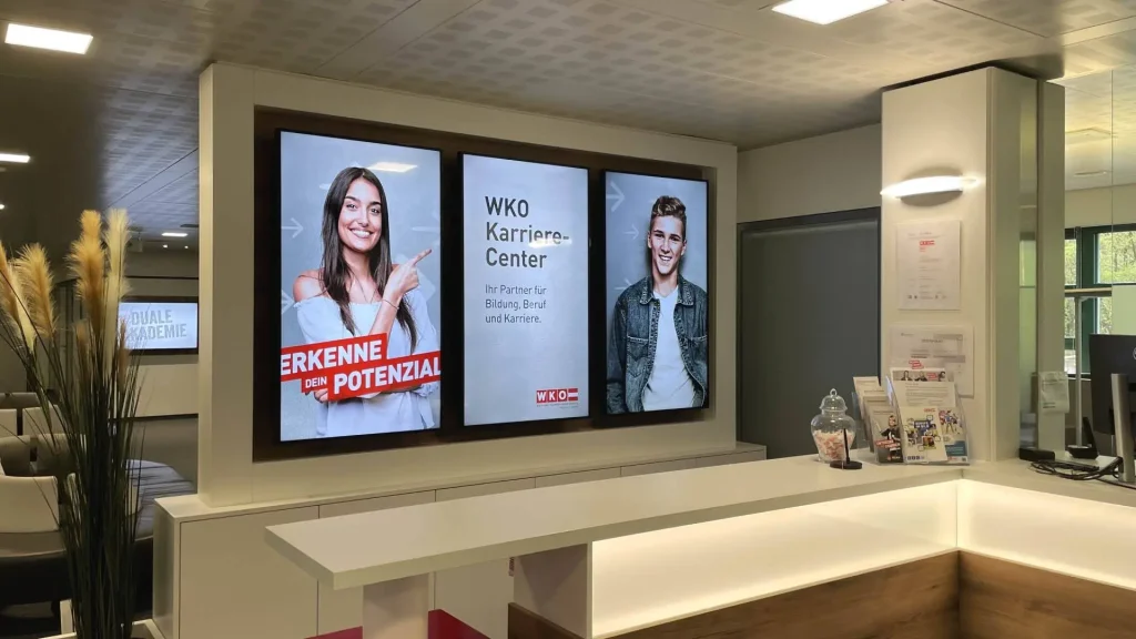 Key Features That Define a Modern Digital Signage Solution