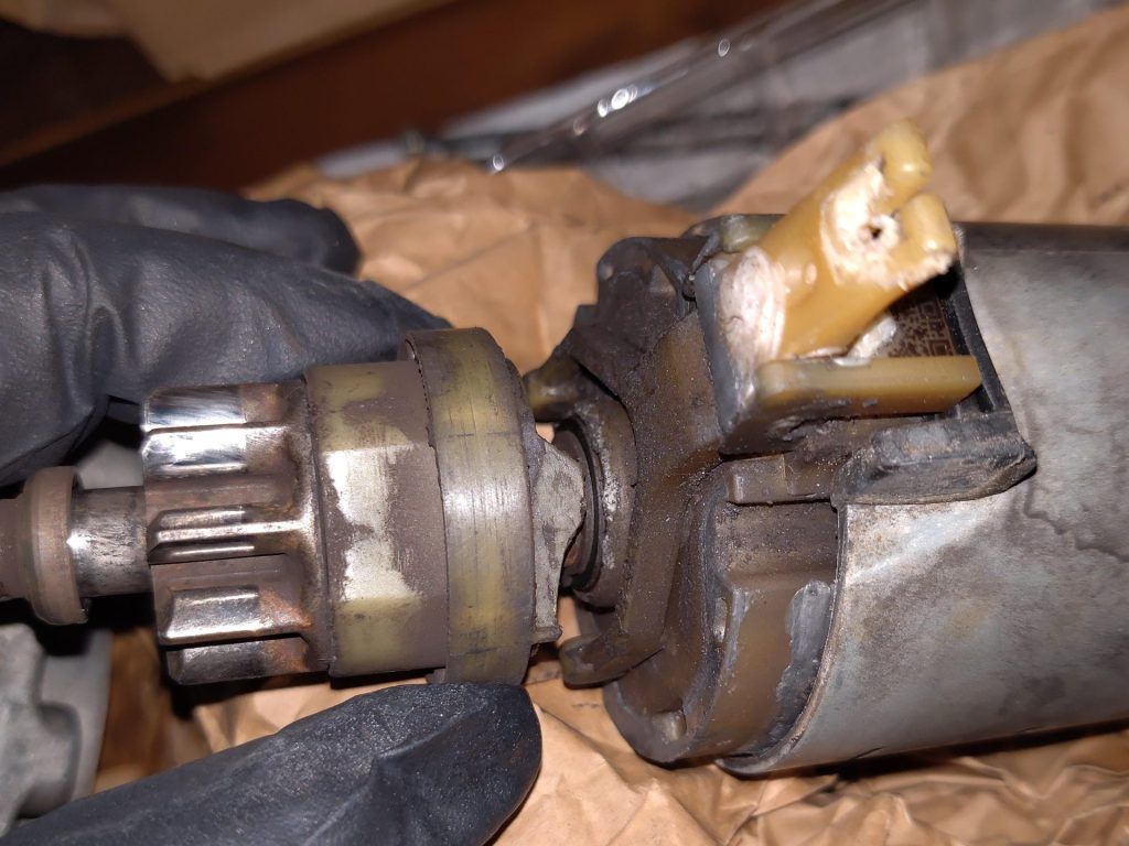 Why Do We Throw Away 15-Year-Old Motors Just Because a Plastic Latch Broke?