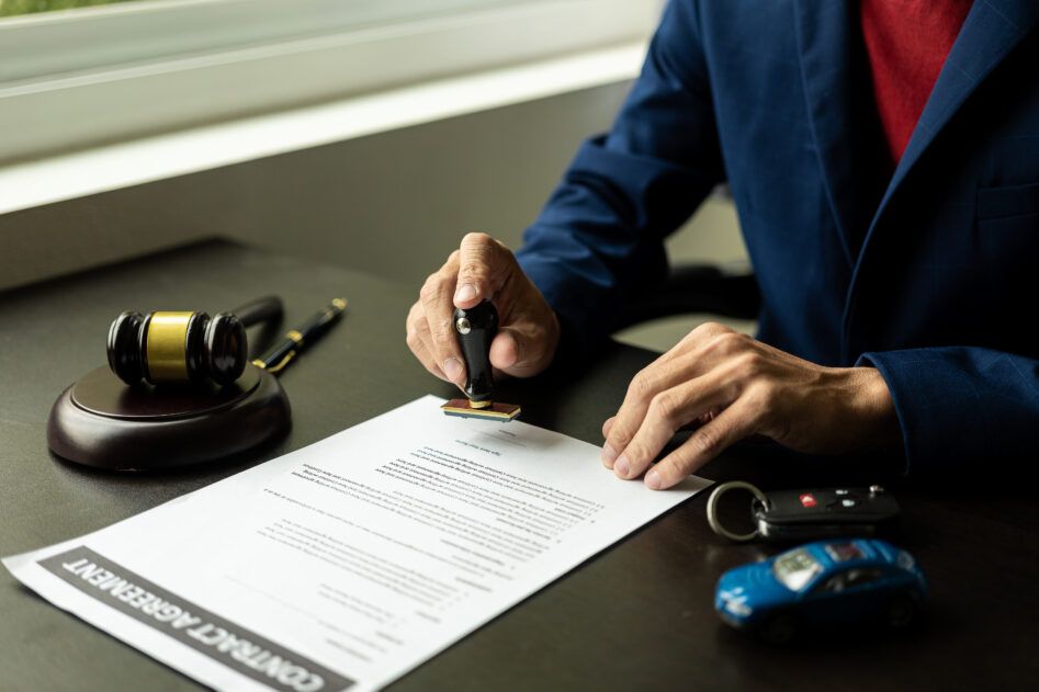 What Experienced Injury Attorneys Do From the First Case Review