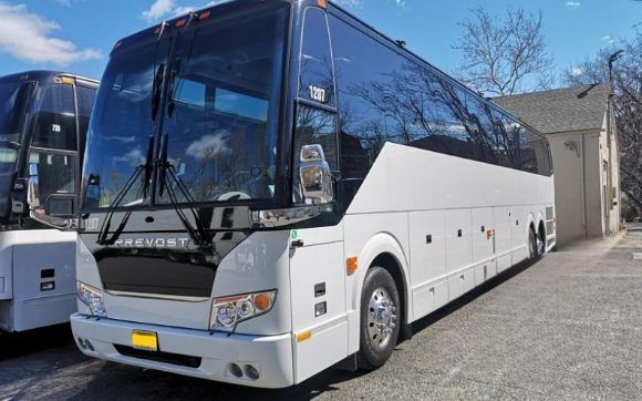 Best New York Charter Bus Rental Options in New York City
