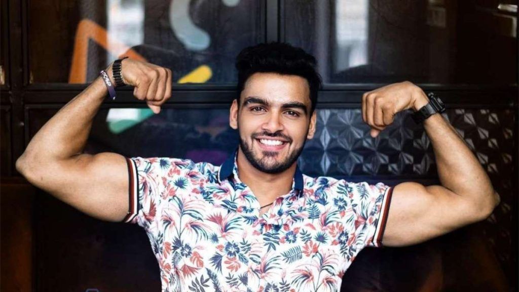 Kashish Thakur Age, Biography, Net Worth & Career 2026