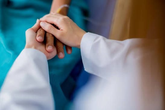Critical Illness Insurance Explained: Key Features, Inclusions & Claims