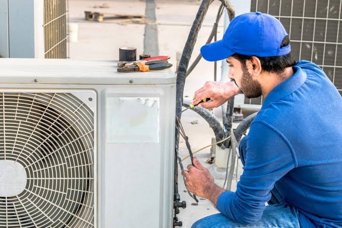 How to Tell Whether Your AC Needs a Repair or a Full Replacement