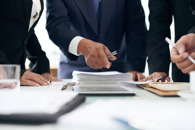 How Criminal Defense Lawyers Challenge Evidence Against You